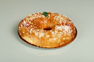 Roscón de Reyes artesanal con frutas, de 1/4 sin relleno