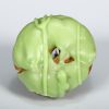 Rosquilla madrileña con glaseado de pistacho.