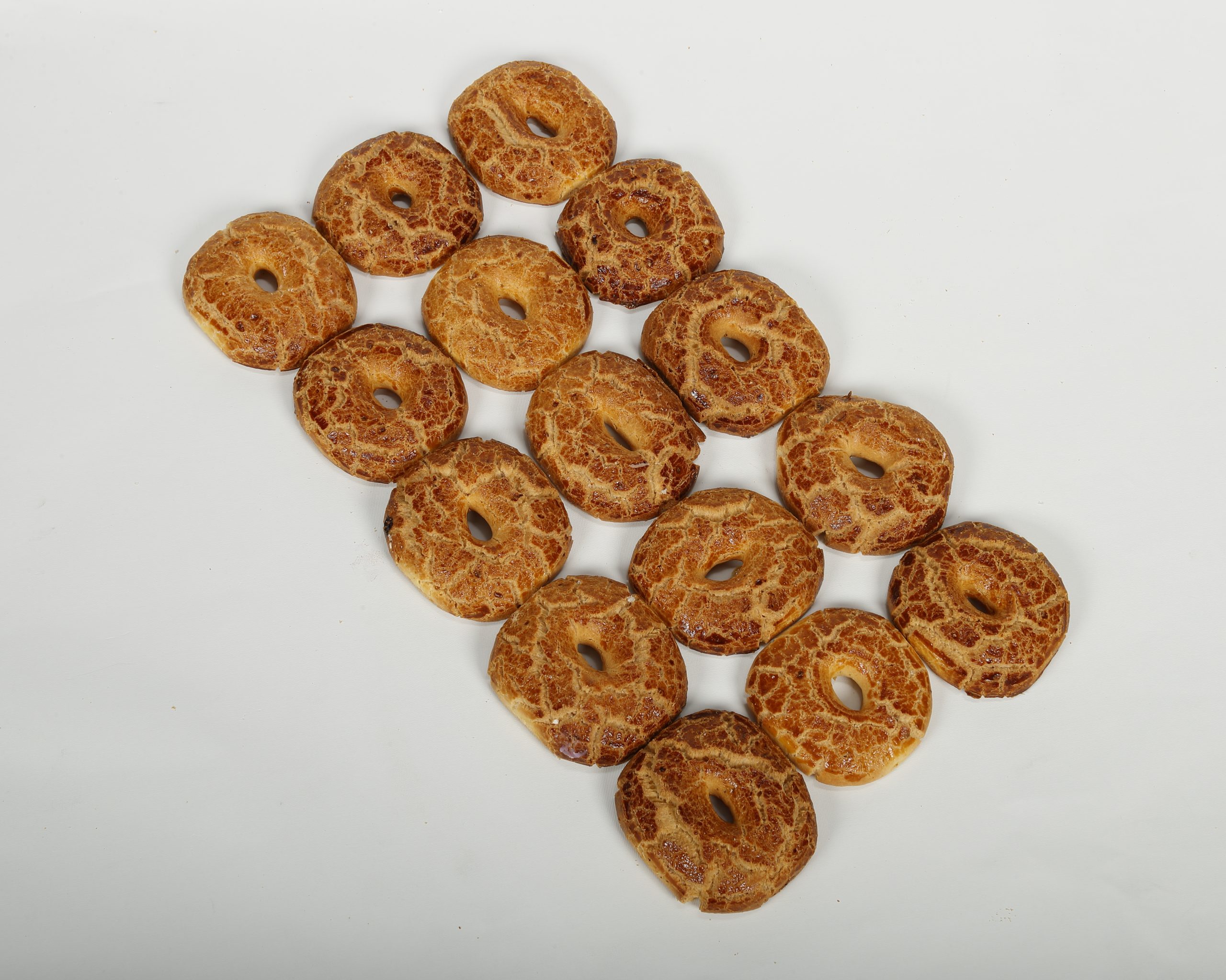 Rosquillas tontas tradicionales de San Isidro, sin glaseado.