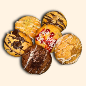 Caja de 6 cookies artesanas surtidas presentadas en packaging elegante